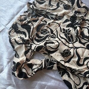 H&M Black and Cream Patterned Dress